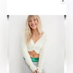 Elegant White Women's Sweater‎ _ reversible!!!